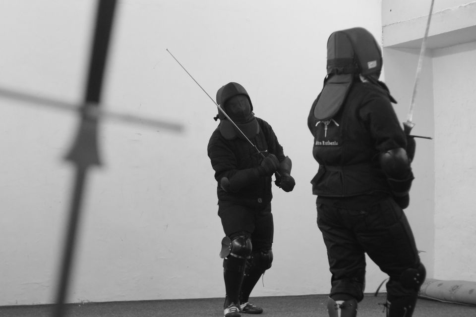 HEMA training session with longswords