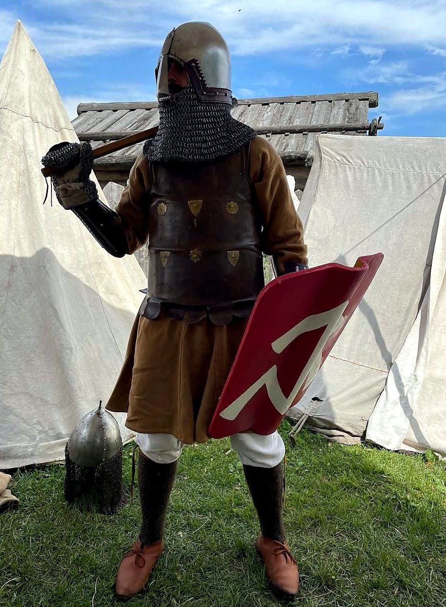 Atira Ruthenia medieval man clothe