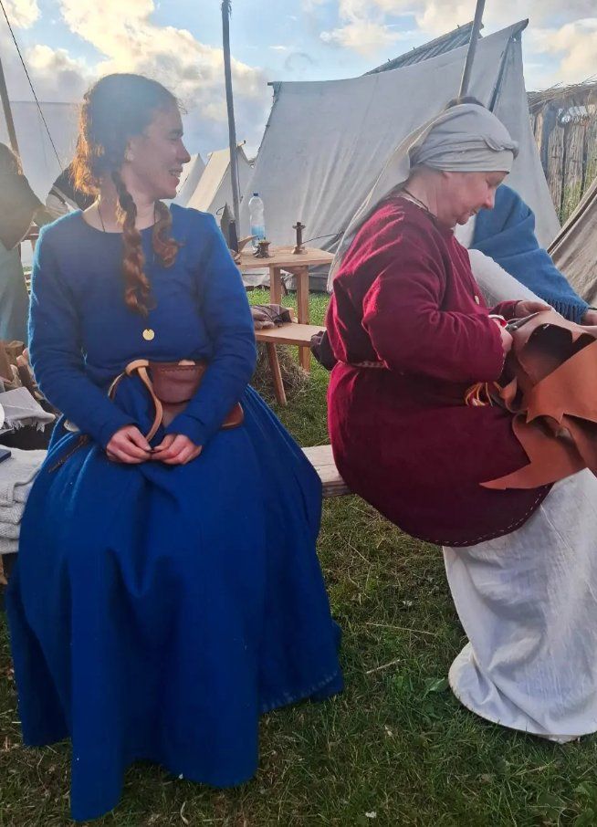 "Kernave" medieval clothe